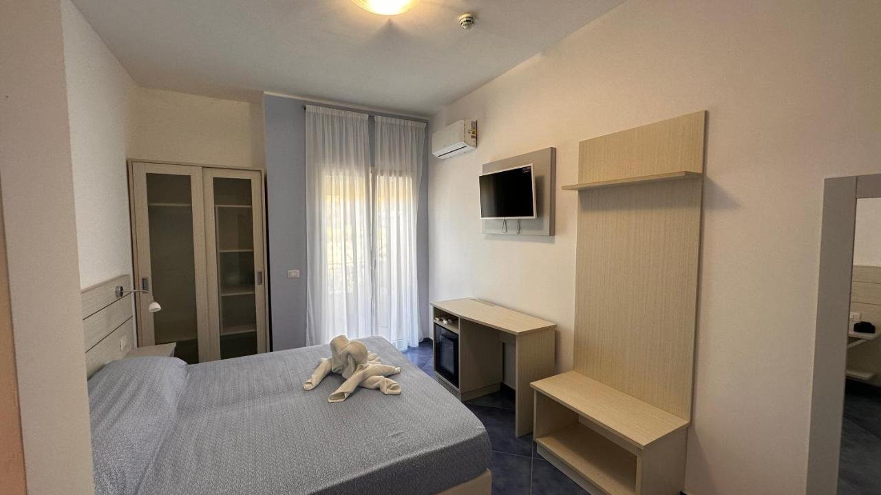 Hotel La Giara Zambrone Exterior photo